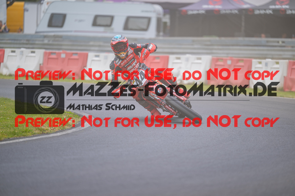 MaZZes-Fotomatrix-20260508-55594 | G4