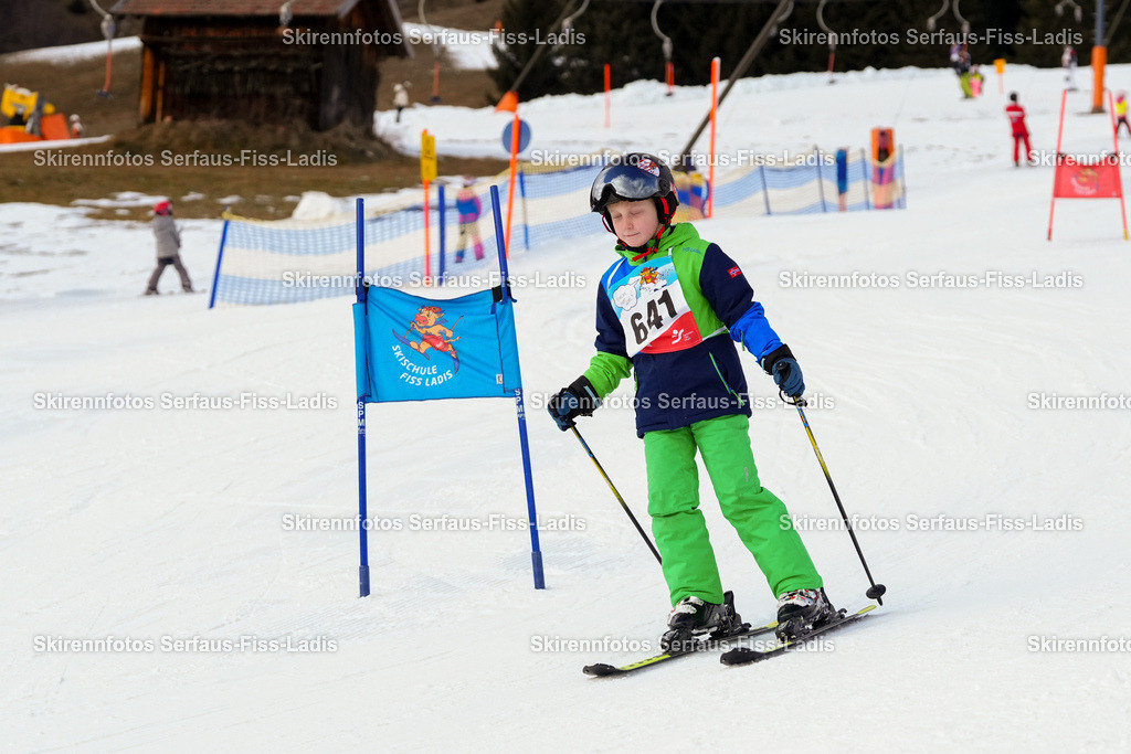 SRF_02.01.2026_1128 | Skirennfotos,Serfaus,Fiss,Ladis,Kinderskirennen,Winter,Tirol,Oberland,skirace,SFL,feelfree,weil wir's genießen,ski,Ski,skifahren,Sonnenplateau, - Realisiert mit Pictrs.com