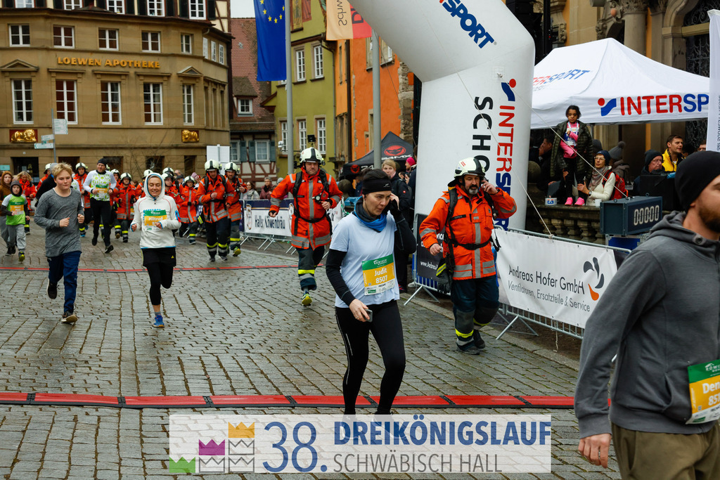 5km Roewisch Wohnbau Cup | 3 Koenigslauf 2024 5km Roewisch Wohnbau Cup - Realisiert mit Pictrs.com