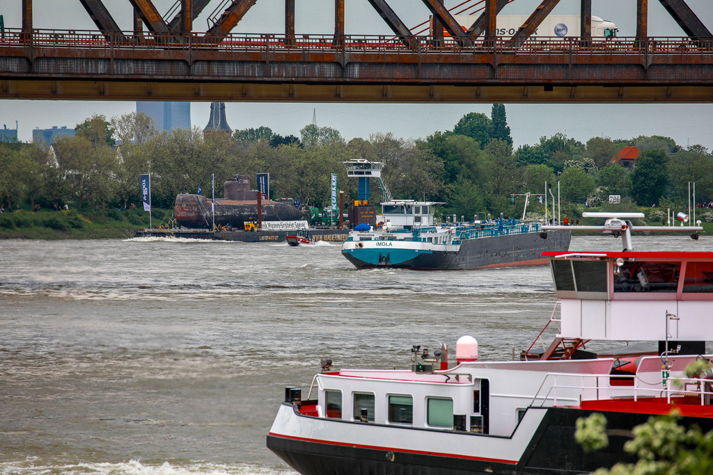 U17_AufdemRhein_120523_07 | Bildergalerie von Sport-Ereignissen aber auch von weiteren spannenden Dingen - nicht nur vom Niederrhein. In Anlehnung an den bekannten Spruch von Hanns Dieter Hüsch heißt das Motto: "Niederrhein ist überall".  - Realisiert mit Pictrs.com