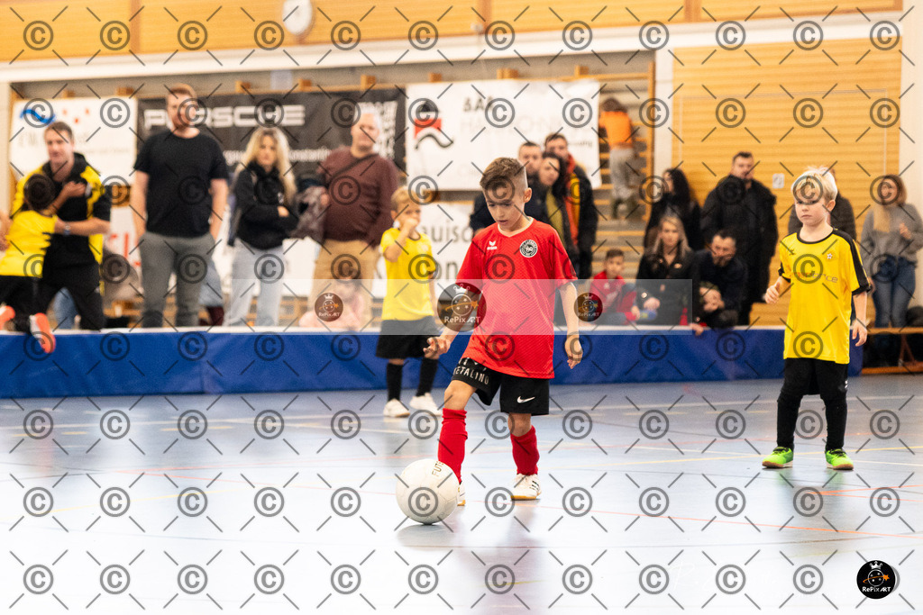 20251123_FCR-Hallenturnier-F3_2_016-39 | Sport und Naturfotografie von Roberto Esposito zeigt echte Momente Bewegung und die Schönheit der Natur. Ausdrucksstarke Bilder schaffen Emotionen.