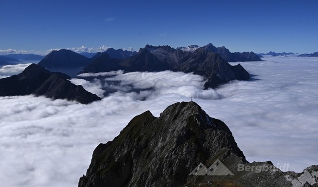 Karwendel 2025-06 | Landschaftsfotografie Berge Mountain Landscape FotografieNatur Bilder Buidl Bergbuidl Bayern Heimat BergfotografieSonnenaufgang Sonnenuntergang Hobbyfotograf Bilderverkauf Leinwand - Realisiert mit Pictrs.com