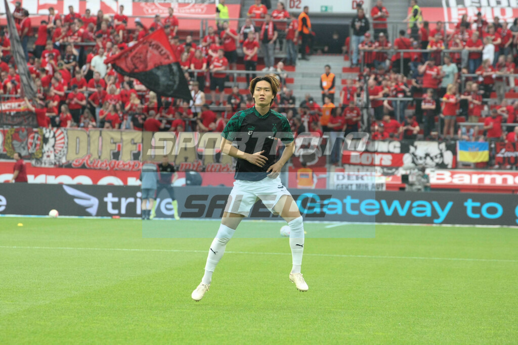 Bayer 04 Leverkusen - Borussia Mönchengladbach | Ko Itakura - © Sportfoto-Sale (MK) - Realisiert mit Pictrs.com