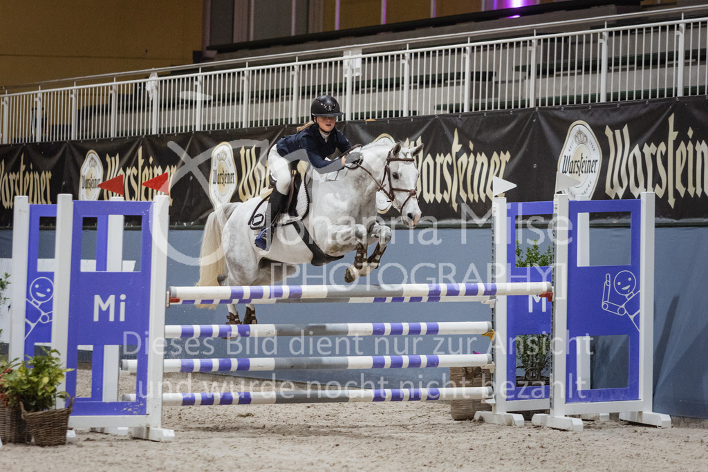 221021_Warstein_Pony-Stil-L-352 | Deine schönsten Turniermomente als professionelle Fotos! Entdecke hochwertige Pferdesport-Fotografie im Online-Shop. Jetzt Fotos finden & bestellen!