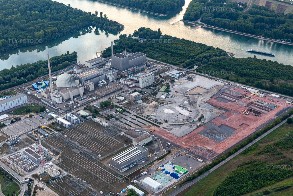 Luftbild: Rückbau des KKW, Platz für den Gleichstrom in Philippsburg im Bundesland Baden-Württemberg in Deutschland. Foto: IMG_122310.jpg vom 15.08.2020 durch Werner Riehm/FLY-FOTO.de
