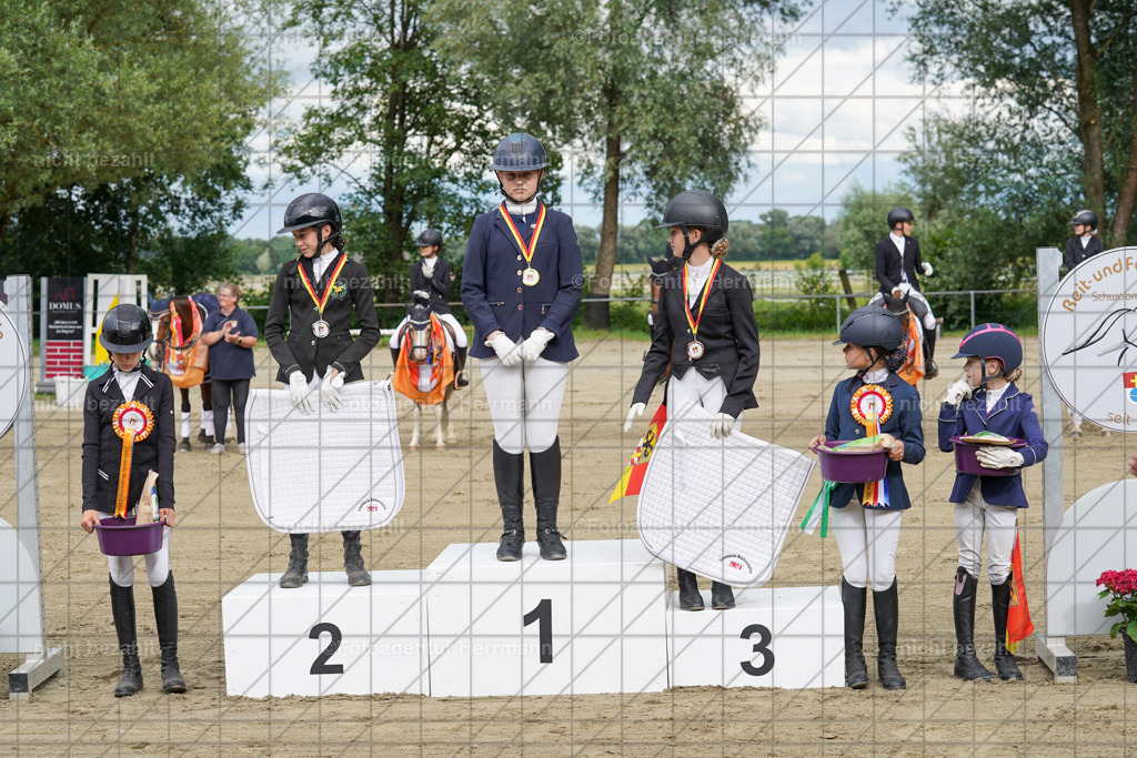 20240630-FAH02519 | Turnierbilder Schwabmünchen, Dressurbilder, Springreitturnier, Reitsportbilder, Turnierfotografen Bayern, Turnierfotograf