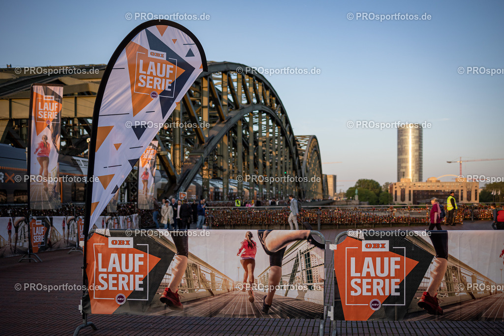 16. OBI Nachtlauf des ASV Koeln; Koeln, 17.05.23 | Impressionen vom 16. OBI Nachtlauf des ASV Koeln am 17.05.23 am Altstadt in Koeln (Deutschland). Foto: BEAUTIFUL SPORTS/Bernd Hoffmann