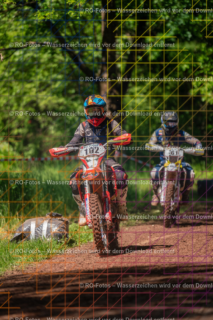 Wolfshausen 2 Lauf -471 | Sportfotografie von RO-Fotos: Motorsport, Motocross, Enduro, Laufveranstaltungen und Triathlon. Professionelle Fotos von Sportlern und Events. - Realisiert mit Pictrs.com
