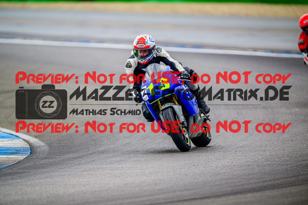 MaZZes_FotoMatrix_240614_6007705_7998 | GELB