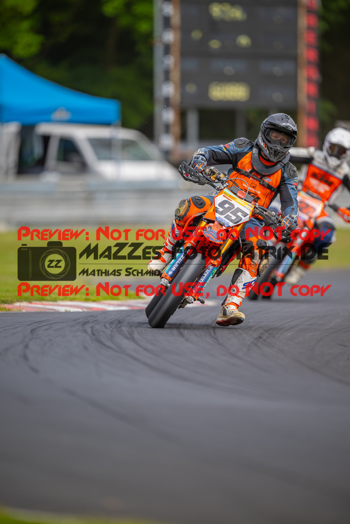 MaZZes-Fotomatrix-20260508-52526 | G4