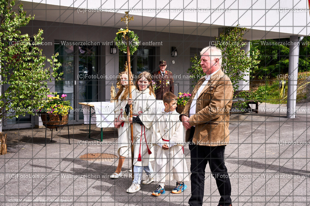 ALP7782_Fronleichnam_Lackenhof | (C)FotoLois.com, Alois Spandl. FRONLEICHNAM in Lackenhof mit Pfarrer Norbert Burmettler, Musikkapelle, Feuerwehr, Goldhaubengruppe und vielen LackenhoferInnen, Do 30. Mai 2024.
