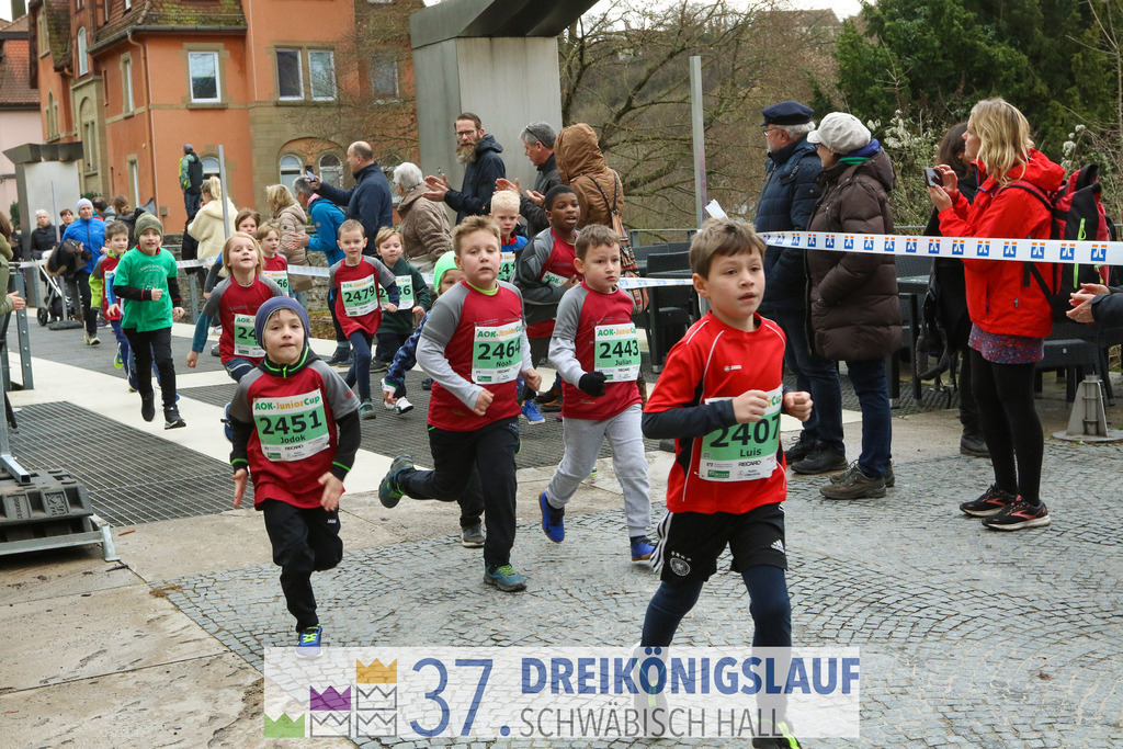 AOK JuniorCup 400m | 3Koenigslauf 2023 - Realisiert mit Pictrs.com