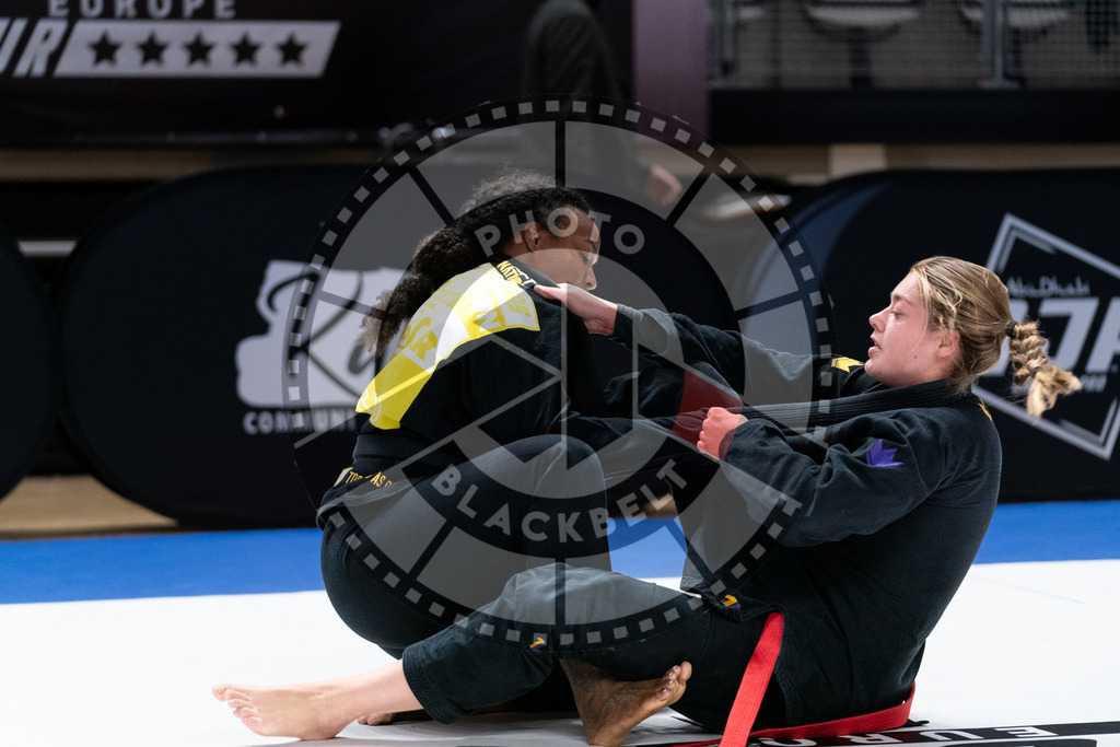 20241012PBB2307 | Athletes compete during the AJP Tour Europe Continental Jiu-Jitsu Professional Championship on October 12, 2024 in Almere near Amsterdam, Netherlands. © Chiara Dazi / photoblackbelt