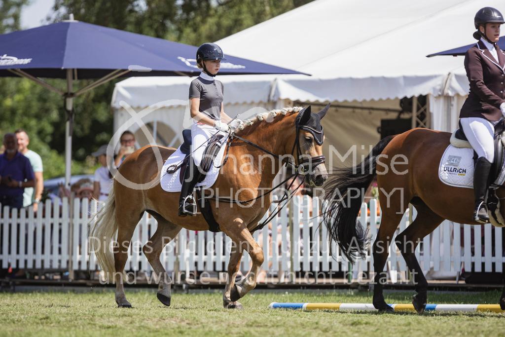 240720_LC_Reiter-WB-112 | Deine schönsten Turniermomente als professionelle Fotos! Entdecke hochwertige Pferdesport-Fotografie im Online-Shop. Jetzt Fotos finden & bestellen!