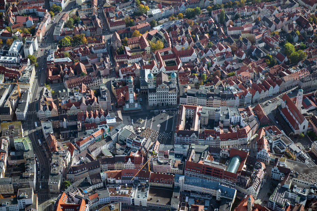 3703604 | JAKOBERVORSTADT-SüD 13.10.2017 Stadtzentrum im Innenstadtbereich  in Jakobervorstadt-Süd im Bundesland Bayern, Deutschland // The city center in the downtown area  in Jakobervorstadt-Süd in the state Bavaria, Germany Foto: Gerhard Launer
