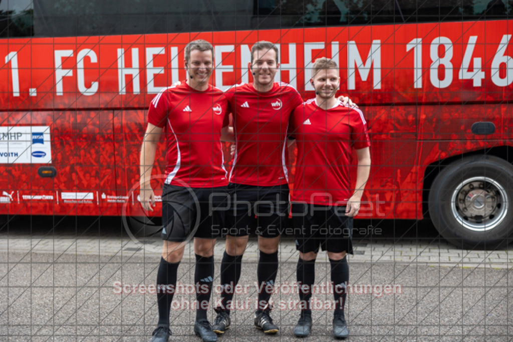 20250706_145254_0328 | #,TSG Salach (blau) vs. 1.FC Heidenheim (rot), Fußball, Freundschaftsspiel - WfV, Saison 2025/2026, Rasensportplatz, Staufenecker Str. 41, 73084 Salach, 06.07.2025 - 15:30 Uhr,Foto: PhotoPeet-Sportfotografie/Peter Harich