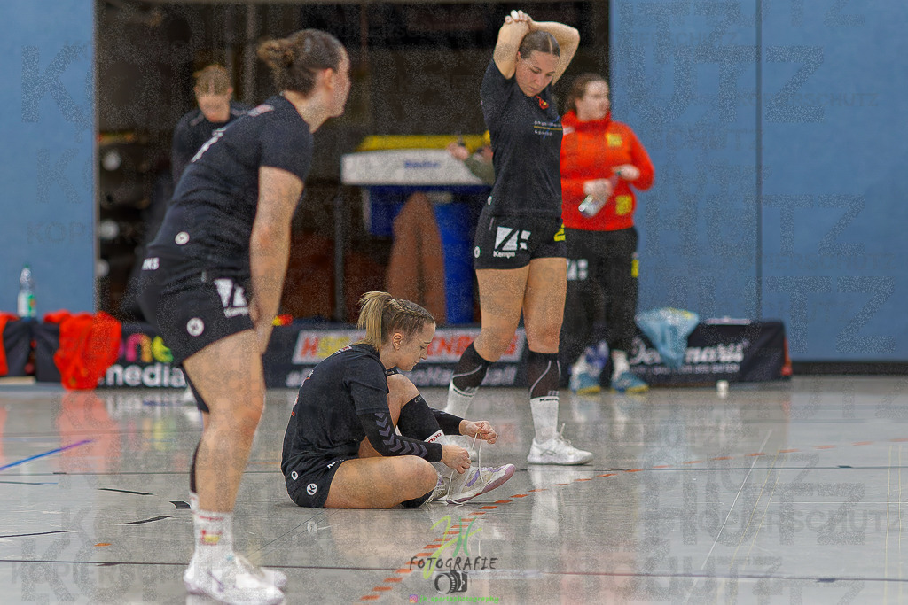 Frauen Regionalliga (HHV); HSG Wettenberg - HSG Twistetal | Frauen Regionalliga (HHV); HSG Wettenberg - HSG Twistetal am 08.11.2025 in Launsbach (Wettenberg) (Halle GS Launsbach (Wettenberg))Photo © 2025 - Jörg Heinrich - Realisiert mit Pictrs.com