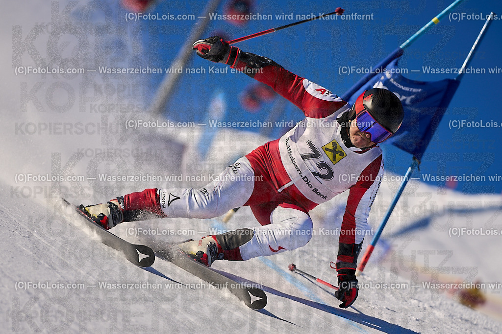 ALP2926_MASTERS-Cup_GS-B Herrn_Paulus Walter | (C)FotoLois.com, Alois Spandl. FIS Masters-Cup Wildschönau, Giant Slalom auf der Piste Schatzberg GS, Siegerehrung auf dem Dorfplatz Niederau, Sa 13. Januar 2024.