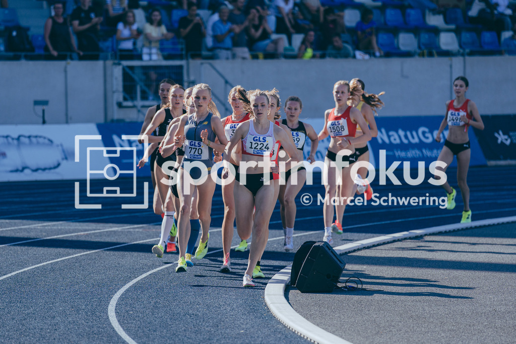 Deutsche Meisterschaften U20 / U16 2026 | Ida Sommer, Dresdner SC 1898, 1224, Paula Terhorst, VfL Löningen, 770, 1500-Meter-Lauf, Deutsche Meisterschaften der U20 &amp; U16 2026, Lohrheidestadion Bochum-Wattenscheid, 10.07.2026. Foto: Marcel Schwering / sportimfokus - Realisiert mit Pictrs.com
