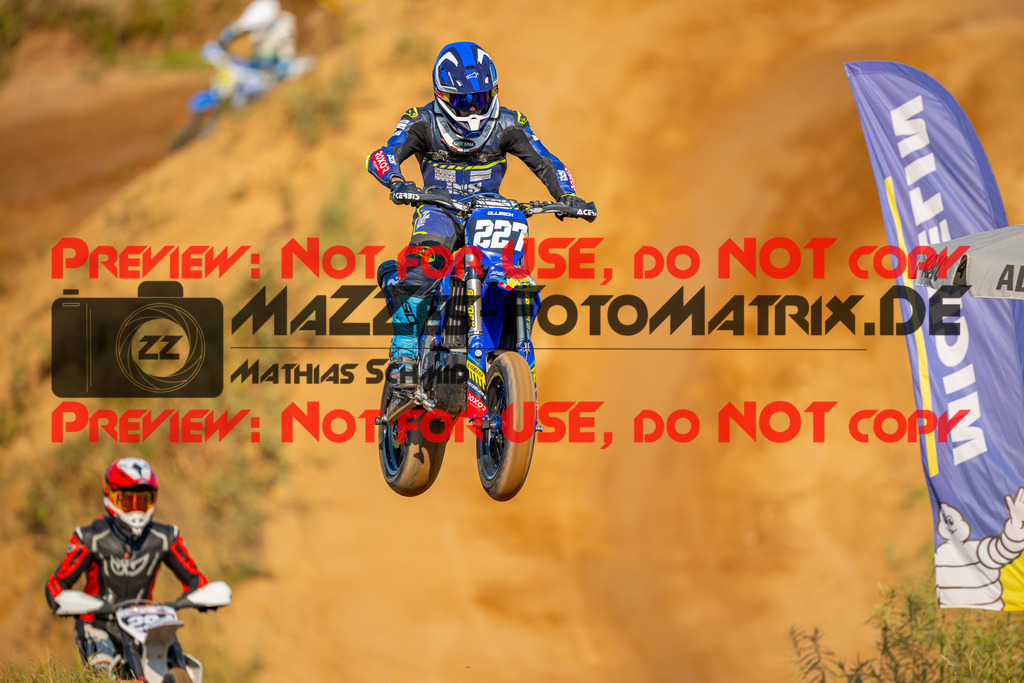 MaZZes-Fotomatrix-20260815-601876 | S2