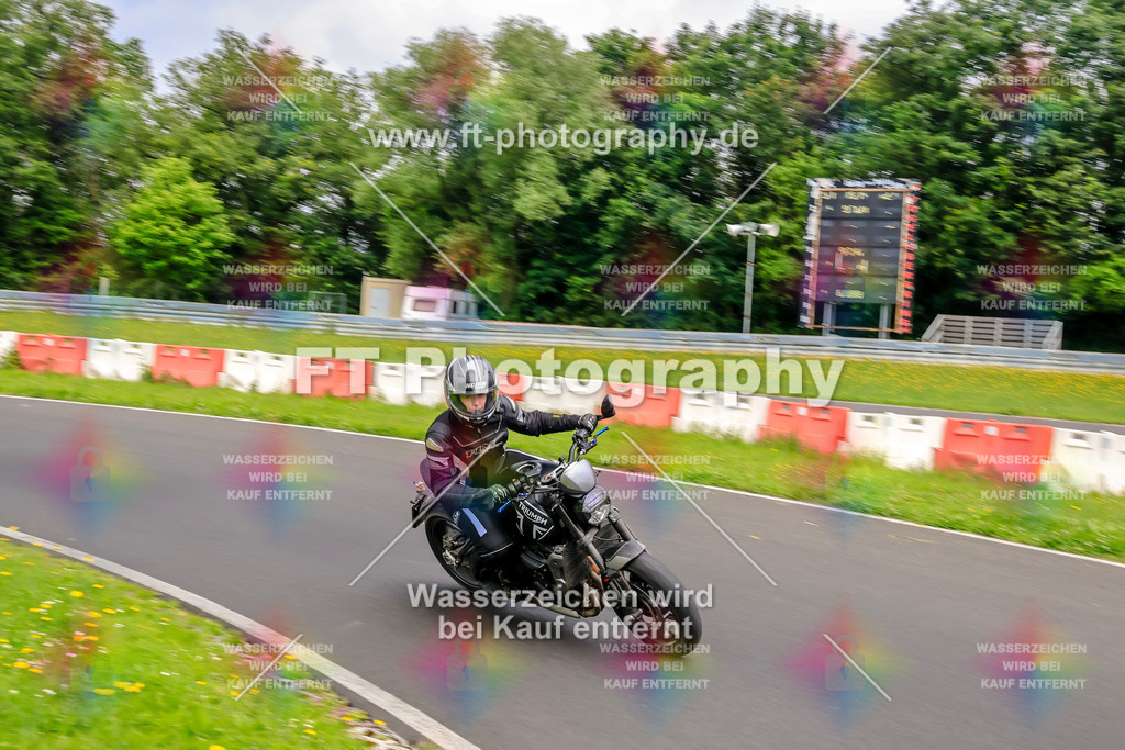 VBK-7268 | Hier findet Ihr Bilder von Touristenfahrten auf der Nürburgring Nordschleife oder von anderen Veranstaltungen die ich besucht habe. Viel Spass beim Durch Schauen 