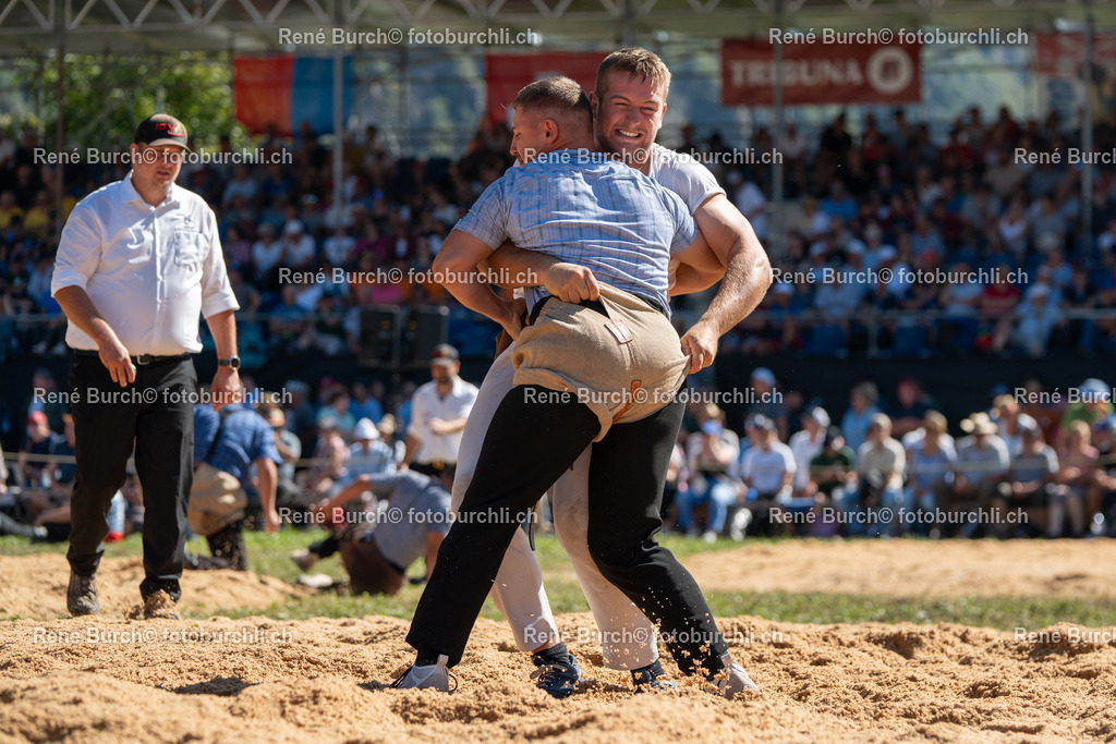 RB_08331 | René Burch leidenschaftlicher Fotograf aus Kerns in Obwalden.  Hier finden sie Sport, Landschaft und Natur Fotografie.
 - Realisiert mit Pictrs.com
