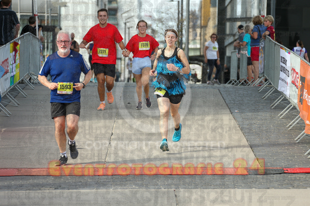 250920_1540_EX1_0408 | Sportfotografie im Rhein-Sieg Kreis, Köln, Bonn, NRW, Rheinland Pfalz, Hessen, etc. Unser Tätigkeitsfeld umfasst den Laufsport vom Volkslauf über den Marathon, Duathlon, Triathon bis zum Ultralauf wie Kölnpfad Ultra oder Schindertrail.