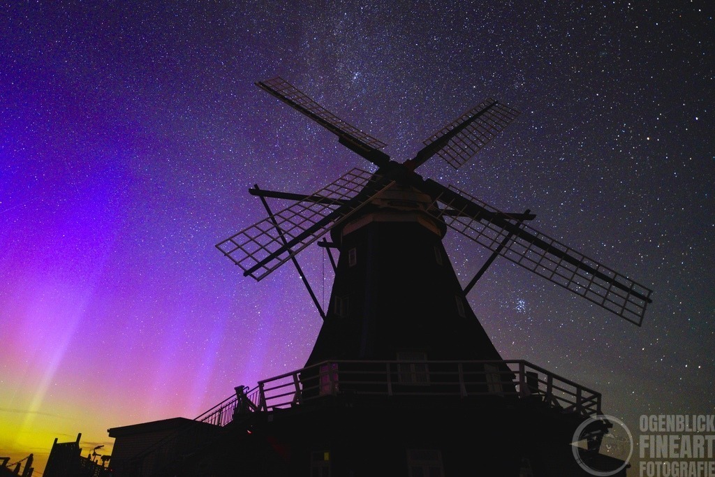 _CEE9418 | Björn Thiemann; Ogenblick.de; Fotografie; Photograph; Landscape, Pellworm, Schleswig-Holstein; Inselfotograf; Inselfotografien; Wattenmeer; National-Park; Naturschutzgebiet; Leuchtturm; Lighthouse; Leinwandbilder; Kalender; Pellworm Kalender;  - Realisiert mit Pictrs.com
