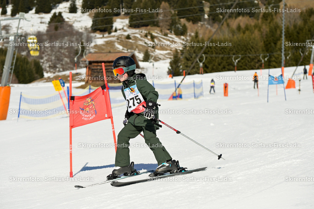 SRF_27.02.2026_164 | Skirennfotos,Serfaus,Fiss,Ladis,Kinderskirennen,Winter,Tirol,Oberland,skirace,SFL,feelfree,weil wir's genießen,ski,Ski,skifahren,Sonnenplateau, - Realisiert mit Pictrs.com