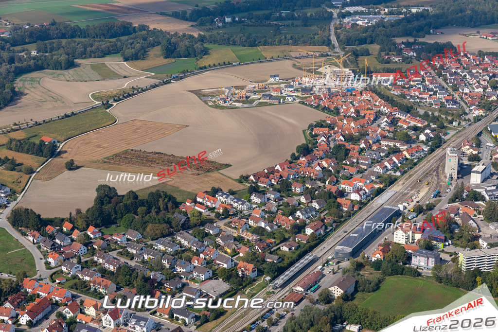 Aktuelles Luftbild von  Moosburg an der Isar - Die Luftaufnahme wurde 2020 mittels UL-Flugzeug erstellt ( keine Drohne ) - hochauflösende Kamera-Systeme von  Canon -Beste Qualität - Für grossformatige Ausdrucke geeignet. Die Geschenkidee !