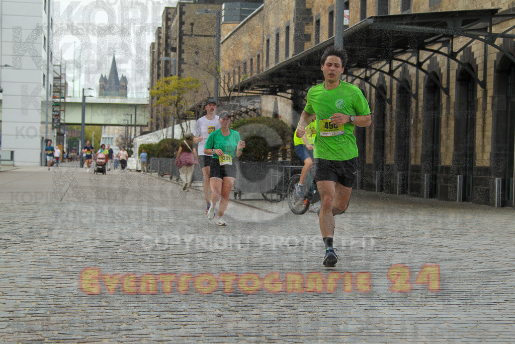 250920_1517_EV4_8361 | Sportfotografie im Rhein-Sieg Kreis, Köln, Bonn, NRW, Rheinland Pfalz, Hessen, etc. Unser Tätigkeitsfeld umfasst den Laufsport vom Volkslauf über den Marathon, Duathlon, Triathon bis zum Ultralauf wie Kölnpfad Ultra oder Schindertrail.