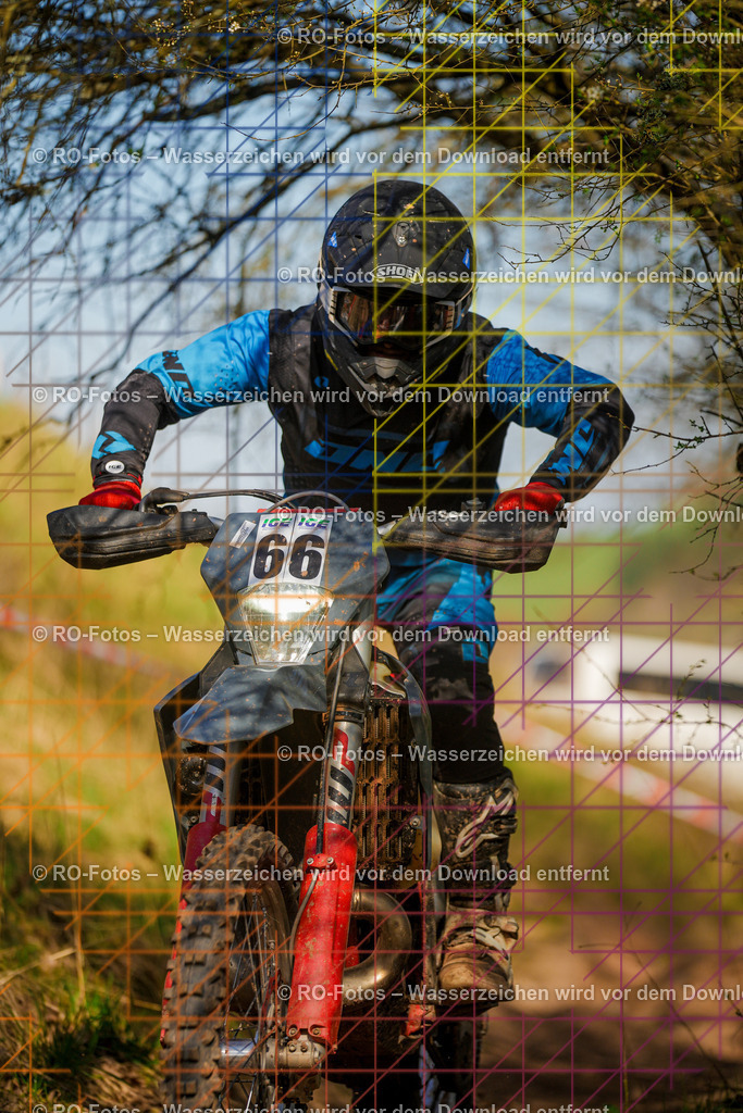 3 Lauf Mernes-1376 | Sportfotografie von RO-Fotos: Motorsport, Motocross, Enduro, Laufveranstaltungen und Triathlon. Professionelle Fotos von Sportlern und Events. - Realisiert mit Pictrs.com
