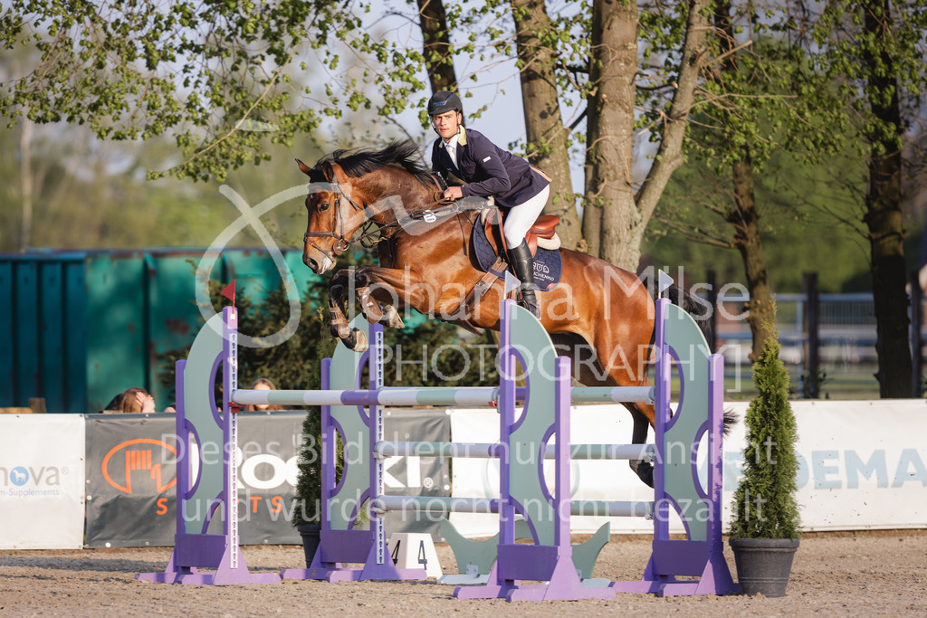 220426_Mühlen_06Youngster-M-644 | Mühlen Late Entry
26.04.2022
Springprüfung Kl.M* 6-8j. Youngster Springen