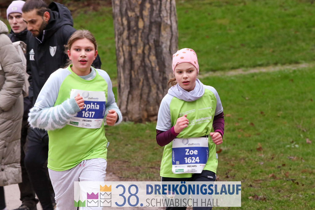 1700m Stadtwerke Jugendlauf | 3 Koenigslauf 2024 1700m Stadtwerke Jugendlauf - Realisiert mit Pictrs.com