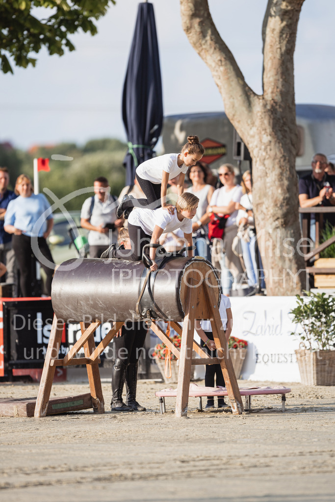 230728_BHO_Showprogramm-516 | Deine schönsten Turniermomente als professionelle Fotos! Entdecke hochwertige Pferdesport-Fotografie im Online-Shop. Jetzt Fotos finden & bestellen!