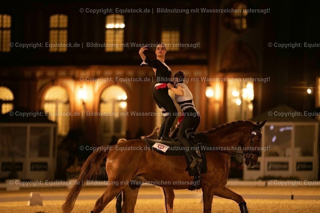 20230527_Voltigieren_NASPA_Flutlicht_1053 | equistock