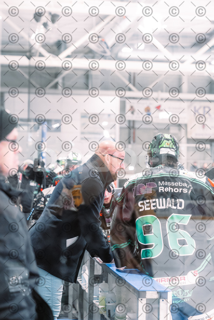 Alligators_vs_Toelz_18_11_2025-74 | Höchstadt Alligators Fotogalerie: Eishockey-Action aus Franken. Professionelle Spielfotos, Portraits & Stadionbilder zum Download. Jetzt entdecken! - Realisiert mit Pictrs.com