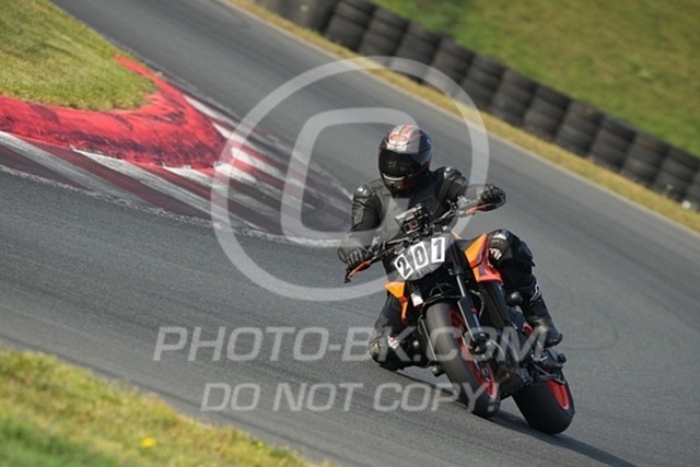 2024_08_15_PBK_14911 | Sportfotografie; SlowMotion; Video; Rennstrecke; Hafeneger; Speer; Racing; RSE; BMW; CBO; Trackday; Motorsportarena; Hockenheimring; Brno; Most; Barcelona; Valencia