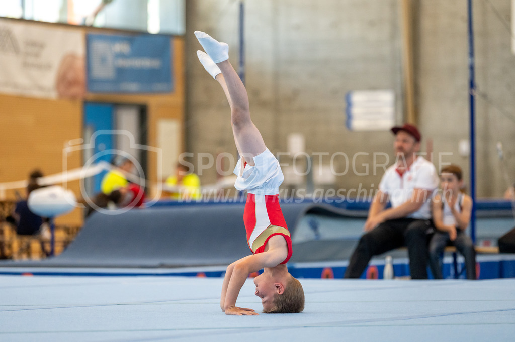 104. Zürcher Kunstturnertage Neftenbach - 15. May 2022 | 104. Zürcher Kunstturnertage Neftenbach
Turnhalle Ebni, Neftenbach
Einführungsprogramm (EP)
Bild: Sportfotografie Markus Aeschimann | www.markus-aeschimann.ch - Realisiert mit Pictrs.com