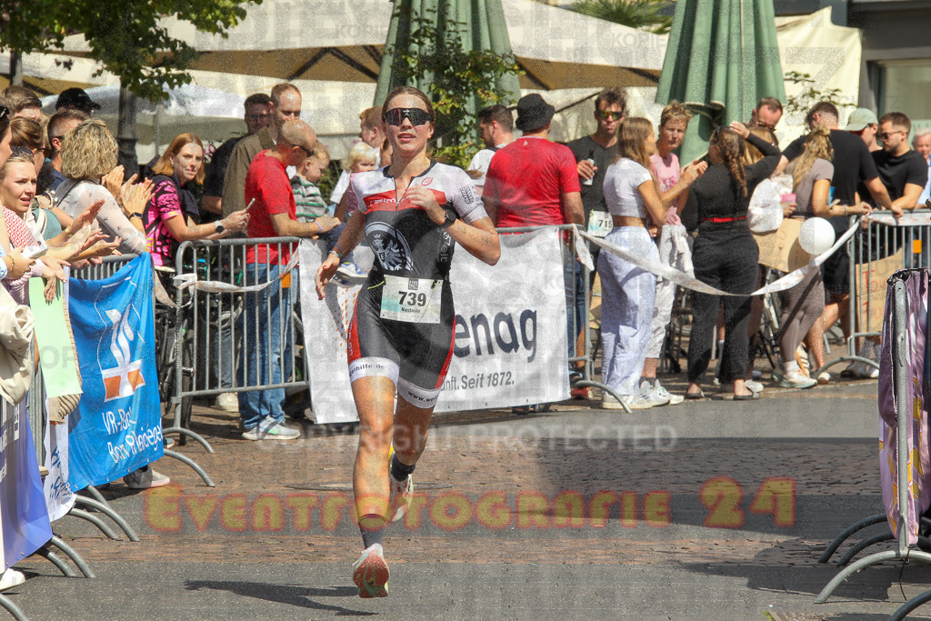 250824_1455_EV4_2379 | Sportfotografie im Rhein-Sieg Kreis, Köln, Bonn, NRW, Rheinland Pfalz, Hessen, etc. Unser Tätigkeitsfeld umfasst den Laufsport vom Volkslauf über den Marathon, Duathlon, Triathon bis zum Ultralauf wie Kölnpfad Ultra oder Schindertrail.