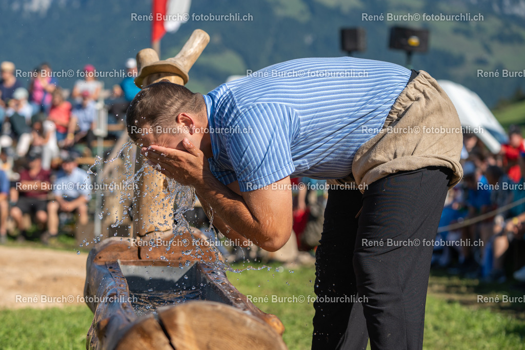 DSC09038 | René Burch leidenschaftlicher Fotograf aus Kerns in Obwalden.  Hier finden sie Sport, Landschaft und Natur Fotografie.
 - Realisiert mit Pictrs.com