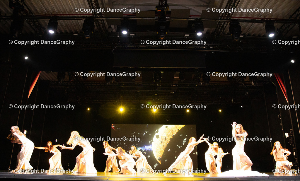 GPHY4174 | DanceGraphy - Realisiert mit Pictrs.com