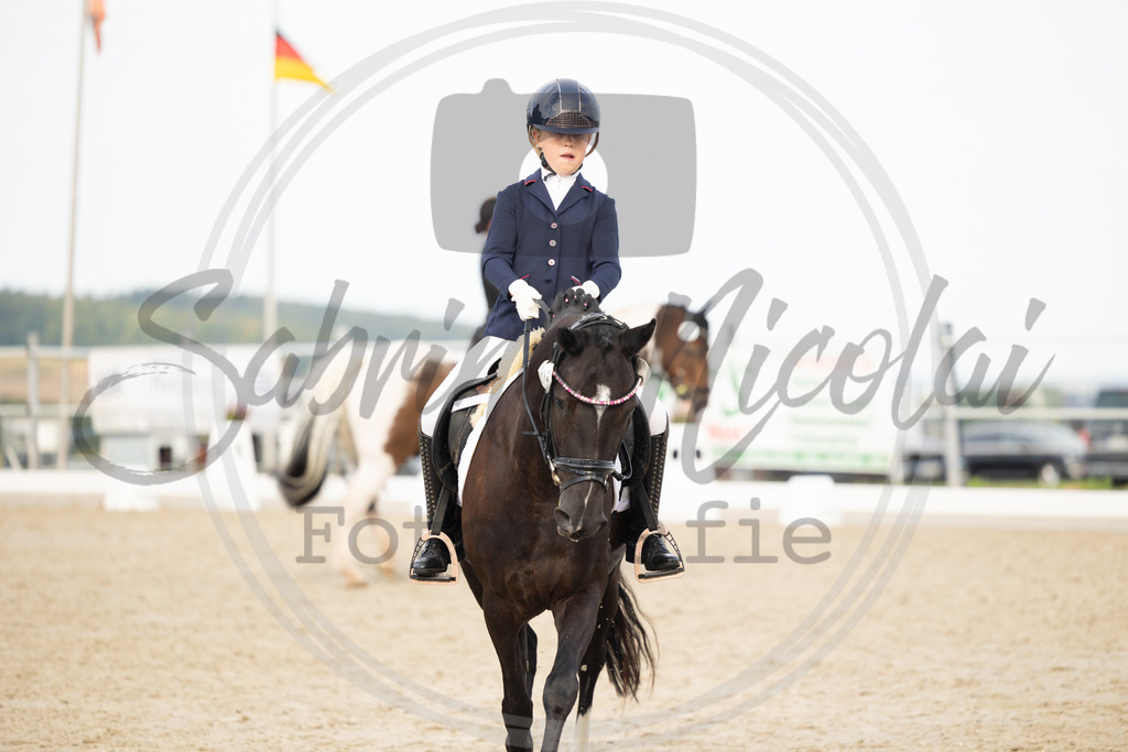 994A0997 | sabrinanicolaifotografie - Realisiert mit Pictrs.com