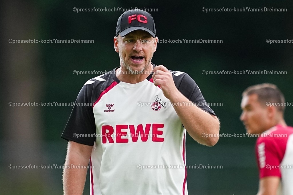 xYDR07072501004 | 07.07.2025, xydrx, Fußball, Trainingsauftakt, 1.FC Köln, Geißbockheim: Lukas Kwasniok (Cheftrainer 1.FC Köln)