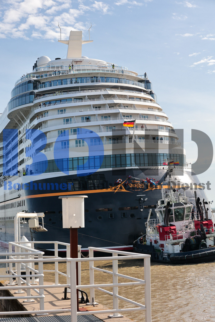 SES_EMDDIS20250920-45 | bond - Realisiert mit Pictrs.com