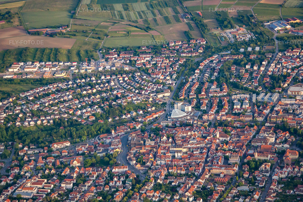 Luftbild: Altstadt in Wiesloch im Bundesland Baden-Württemberg in Deutschland. Foto: IMG_66392.jpg vom 30.05.2014 durch Werner Riehm/FLY-FOTO.de