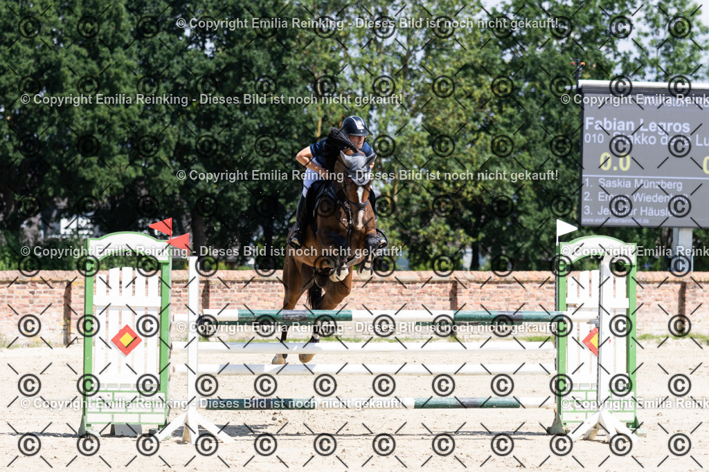 CL5A8770 | Emilia Reinking Fotografie - Realisiert mit Pictrs.com