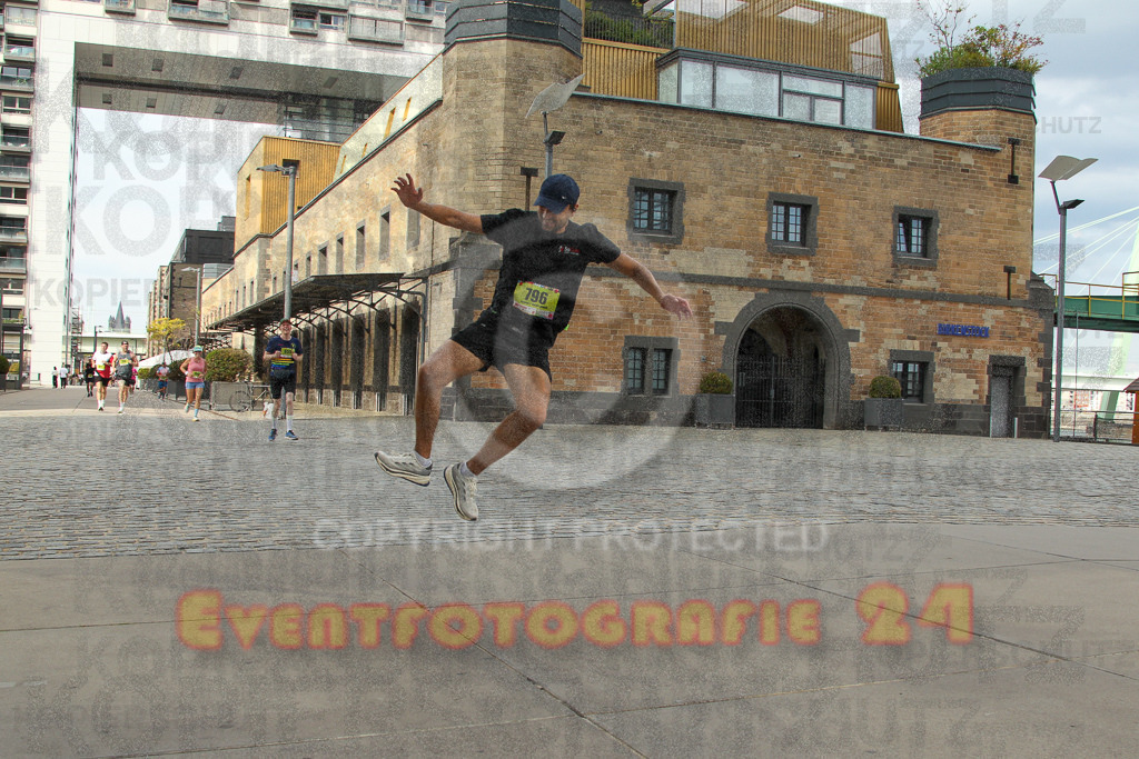 250920_1523_EV4_8642 | Sportfotografie im Rhein-Sieg Kreis, Köln, Bonn, NRW, Rheinland Pfalz, Hessen, etc. Unser Tätigkeitsfeld umfasst den Laufsport vom Volkslauf über den Marathon, Duathlon, Triathon bis zum Ultralauf wie Kölnpfad Ultra oder Schindertrail.