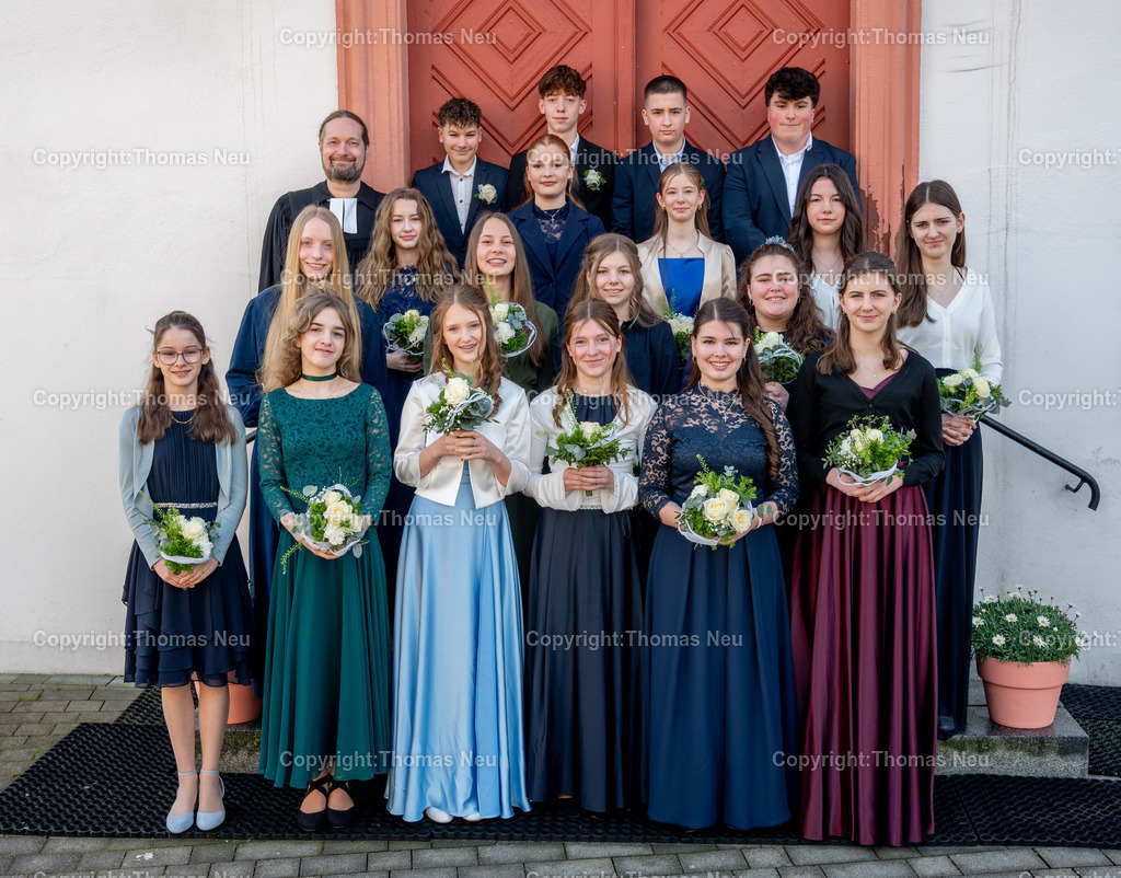 Konfirmation-Reichenbach-29032026-fotografie-thomas-neu | bli, Reichenbach, evangelische Kirche, Konfirmation mit Pfarrer Jan Scheunemann, jan scheunemann, ,Bild: THomas Neu