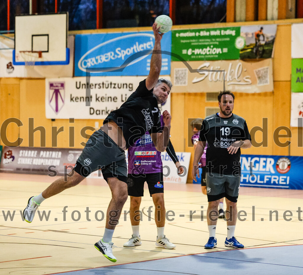 2024-03-23_023_SpVgg_Altenerding_II_gegen_ASV_Dachau_III | Erding, Deutschland, 23.03.2024:
Handball, Bezirksklasse Männer Staffel Süd West 2023 / 2024, 14. Spieltag, SpVgg Altenerding II gegen ASV Dachau III, Endergebnis: 24:32

Marcin Szulc (ASV Dachau, #2), Florian Hoffmann (ASV Dachau, #19)

Foto: Christian Riedel / fotografie-riedel.net